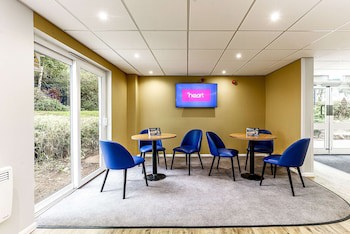 Days Inn By Wyndham Fleet M3
