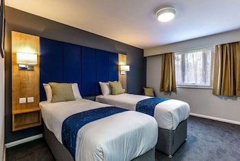 Days Inn By Wyndham Warwick North M40
