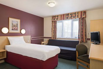 Days Inn By Wyndham Sheffield M1
