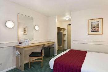 Days Inn By Wyndham Sheffield M1