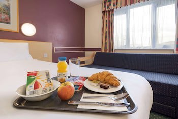 Days Inn By Wyndham Sheffield M1