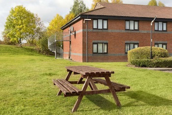 Days Inn By Wyndham Sheffield M1