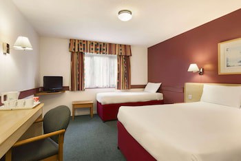 Days Inn By Wyndham Bradford M62