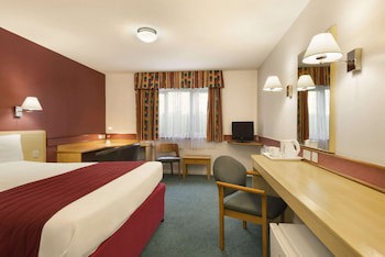 Days Inn By Wyndham Bradford M62
