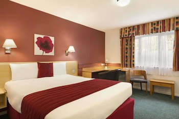 Days Inn By Wyndham Bradford M62