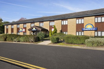 Days Inn By Wyndham Bradford M62