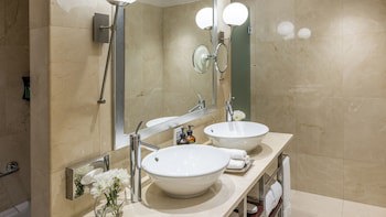 Crowne Plaza Porto, An Ihg Hotel