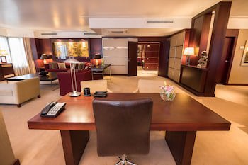 Crowne Plaza Porto, An Ihg Hotel