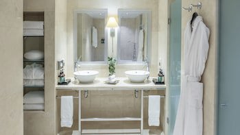 Crowne Plaza Porto, An Ihg Hotel