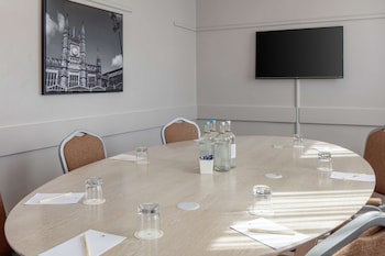 Doubletree By Hilton Bristol