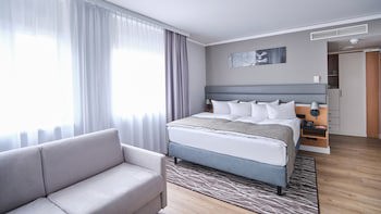Holiday Inn Berlin Airport - Conference Centre by IHG galeri fotoğrafı