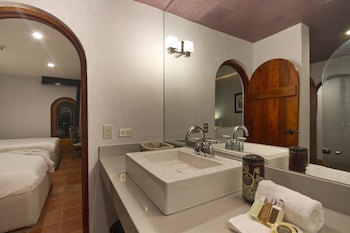 Alta Las Palomas Hotel