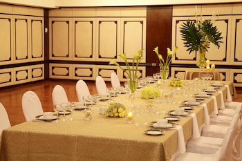 Camino Real Hotel