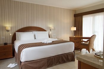 Camino Real Hotel