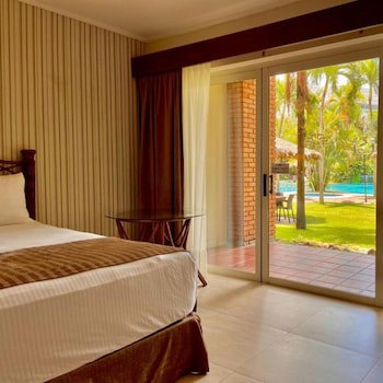 Camino Real Hotel