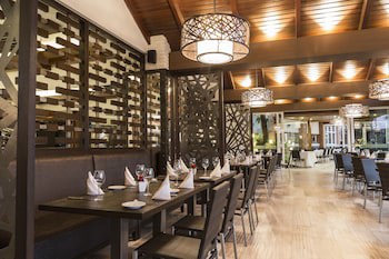 Camino Real Hotel