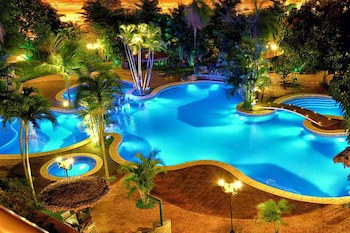 Camino Real Hotel
