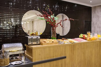 1253 Recoleta Small Hotel