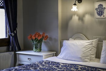 Hotel Sari Konak