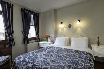 Hotel Sari Konak