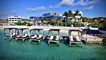 Hard Rock Hotel Riviera Maya (Only Adults And Family)