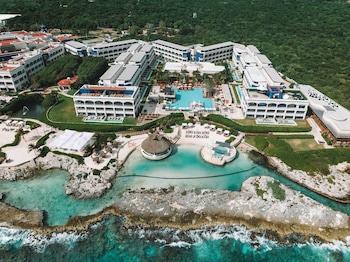 Hard Rock Hotel Riviera Maya (Only Adults And Family)