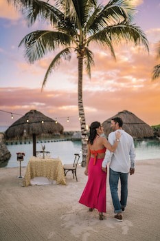 Hard Rock Hotel Riviera Maya (Only Adults And Family)
