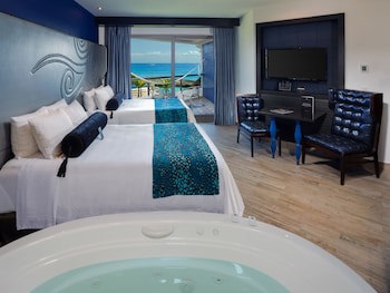 Hard Rock Hotel Riviera Maya (Only Adults And Family)