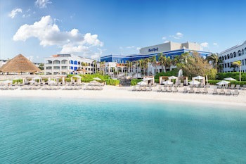 Hard Rock Hotel Riviera Maya (Only Adults And Family)