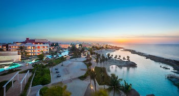 Hard Rock Hotel Riviera Maya (Only Adults And Family)