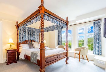 Best Western Limpley Stoke Hotel