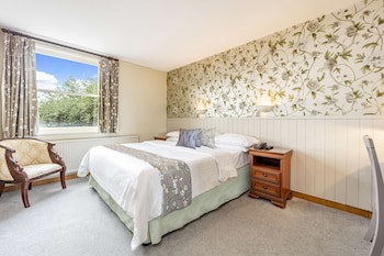 Best Western Limpley Stoke Hotel