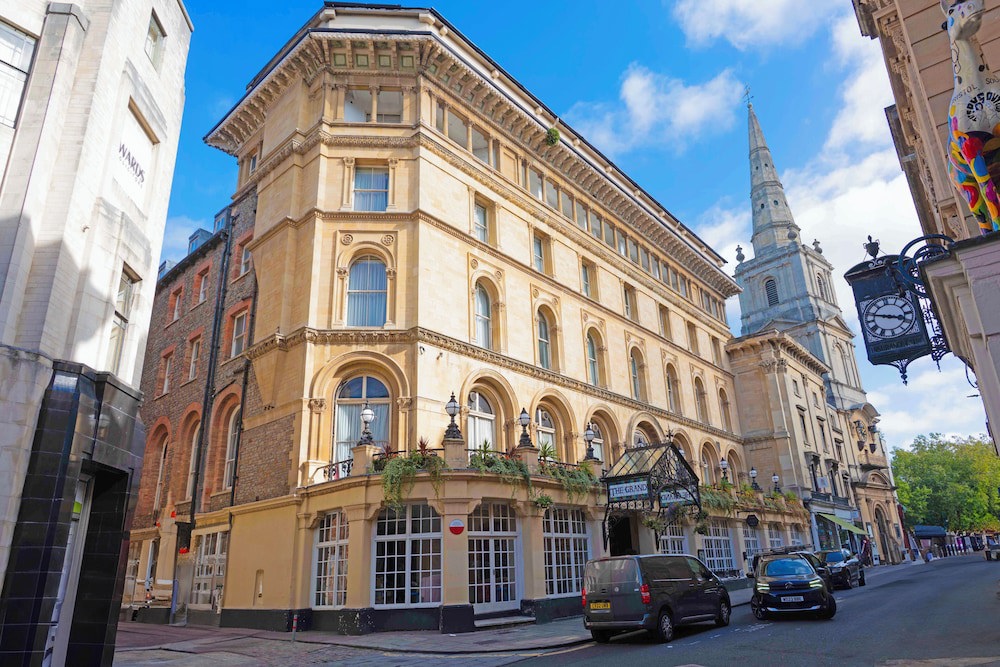 Bristol Grand Hotel By Sunday