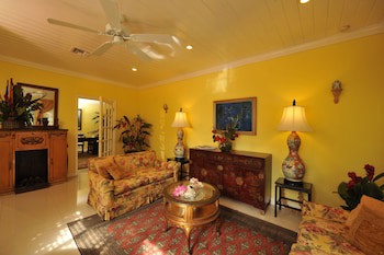 Graycliff Hotel And Restaurant