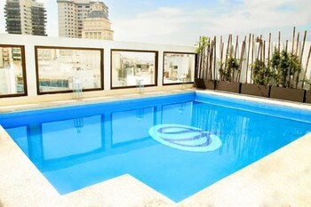 Argenta Tower Hotel & Suites