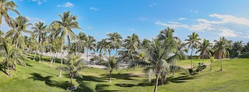 Abaco Beach Resort And Boat Harbour Marina