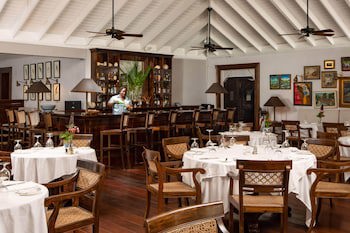 Pink Sands Resort