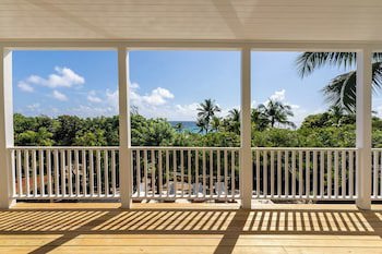 Pink Sands Resort