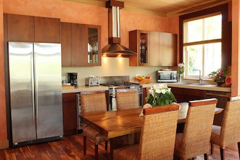 Pink Sands Resort