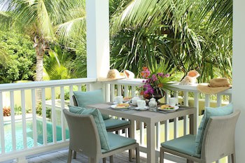 Pink Sands Resort
