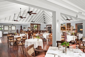 Pink Sands Resort
