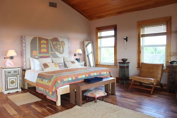 Pink Sands Resort