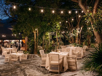 Pink Sands Resort