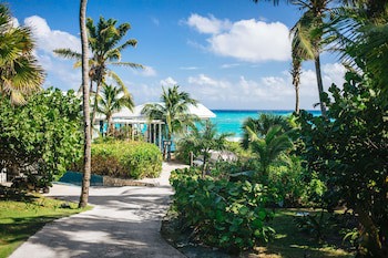 Pink Sands Resort