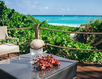 Pink Sands Resort