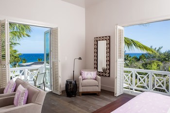 Coral Sands Inn & Cottages