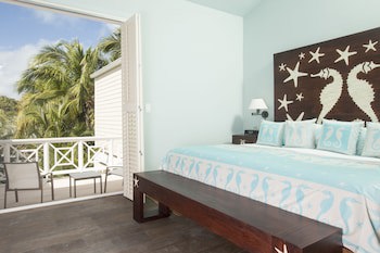Coral Sands Inn & Cottages