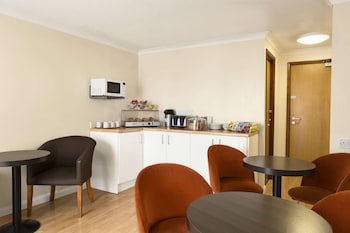 Days Inn By Wyndham Leicester Forest East M1