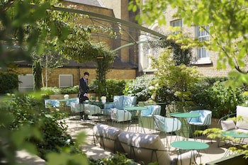Como Metropolitan London