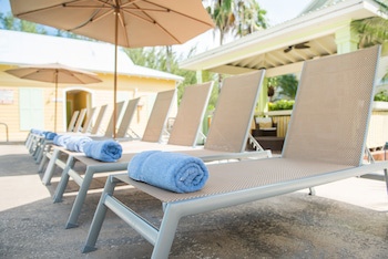 Sunshine Suites Resort